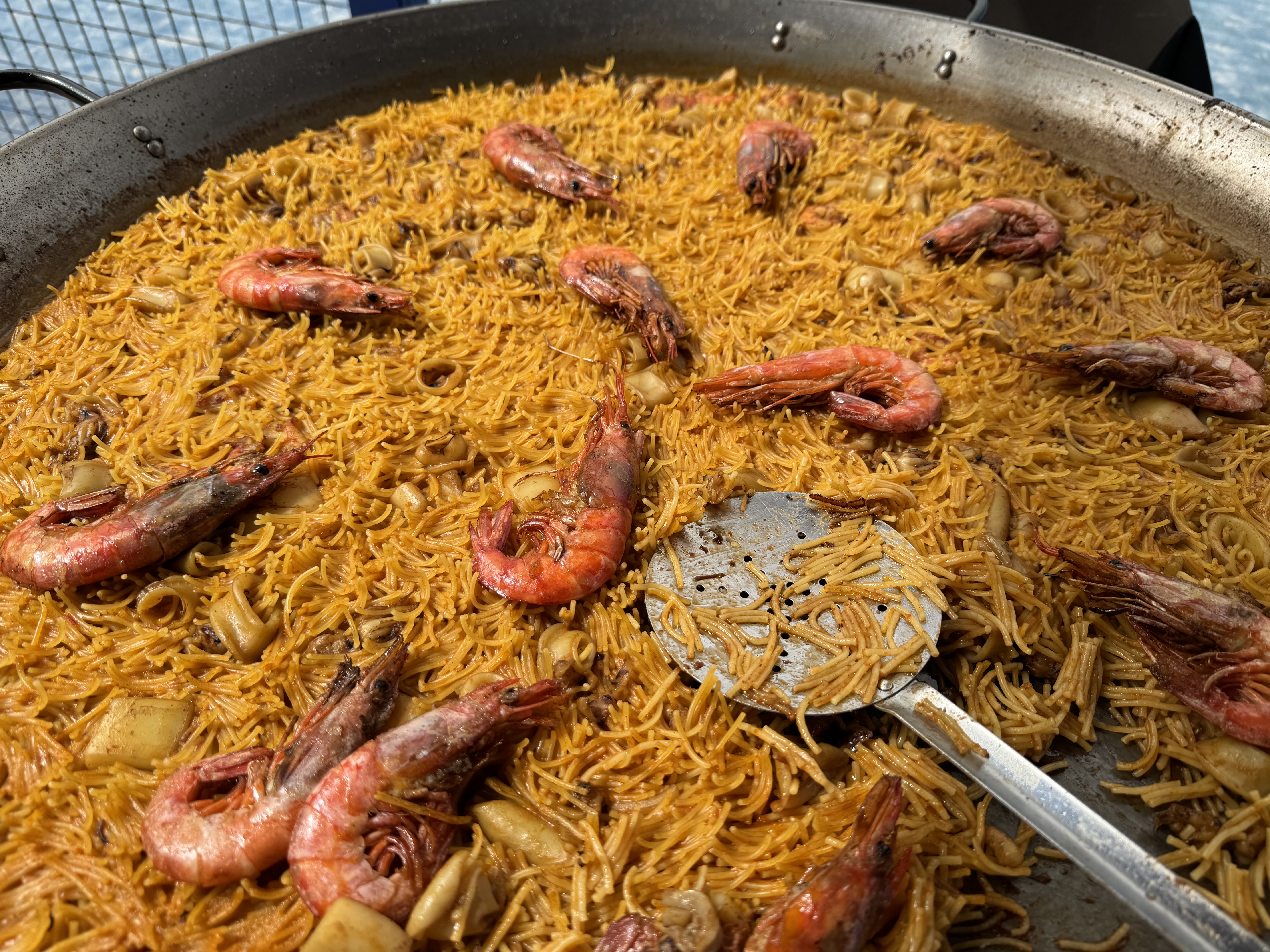 Gastronomía en el Club - Fideuà